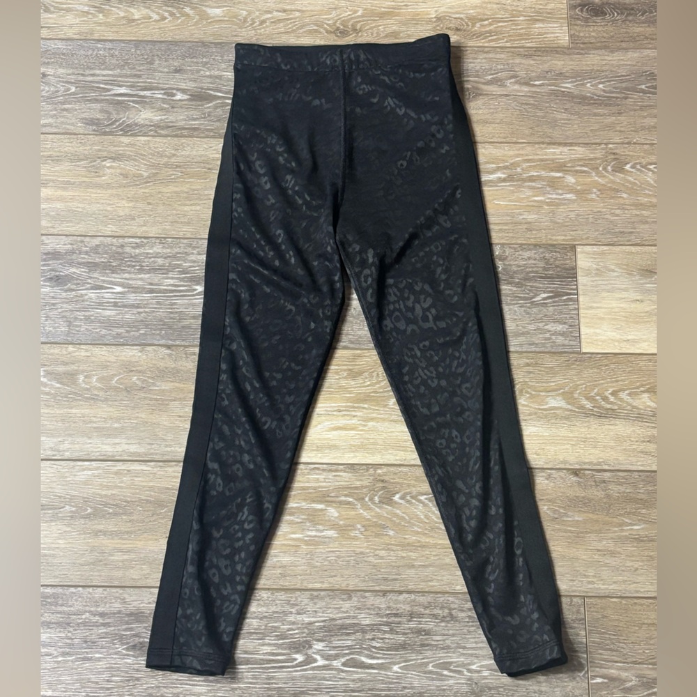 Victoria’s Secret Leggings Women’s Sz S Total Knockout Black Sheer Animal Print
